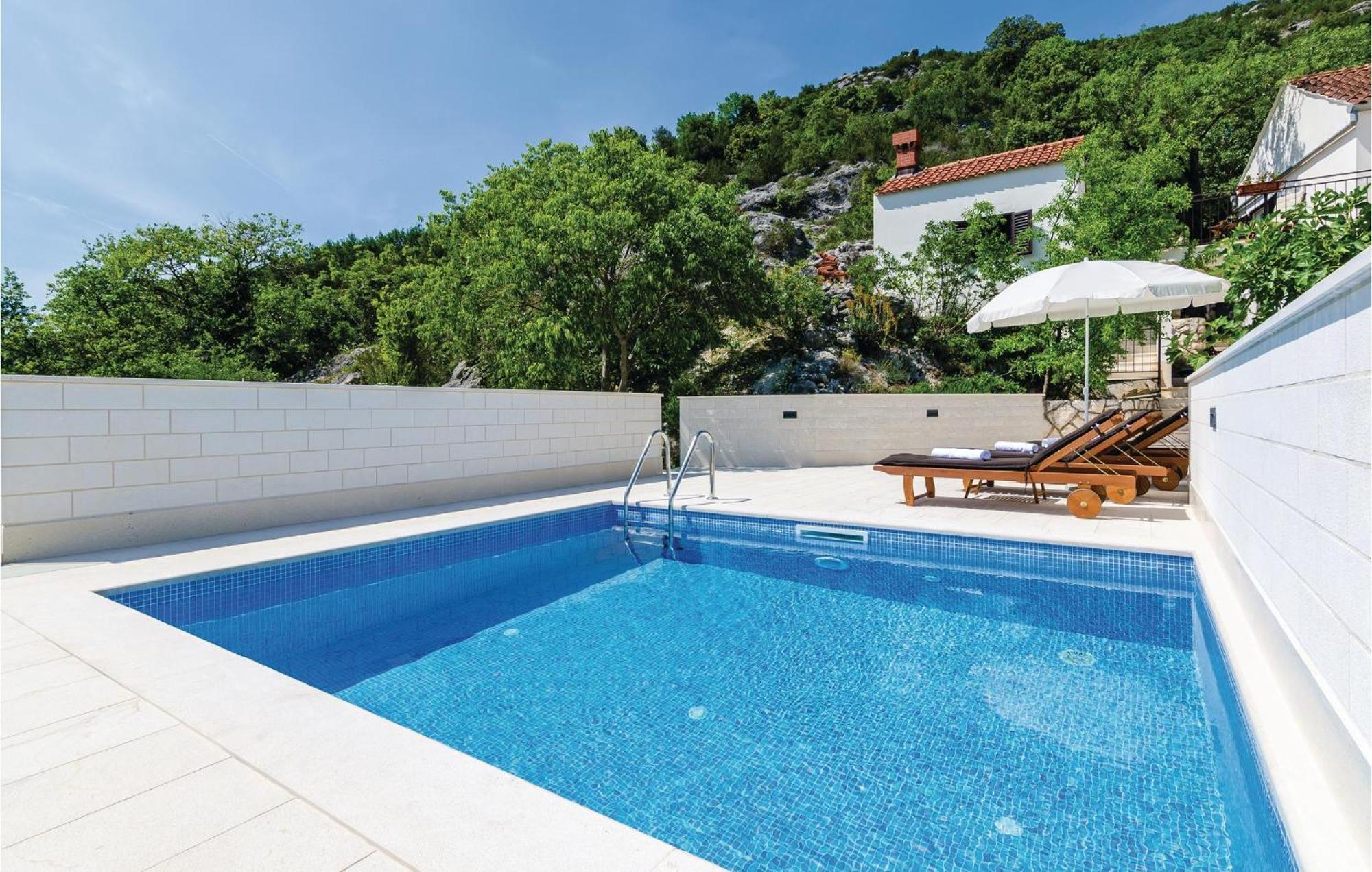 Beautiful Home In Oslje With Kitchen Εξωτερικό φωτογραφία